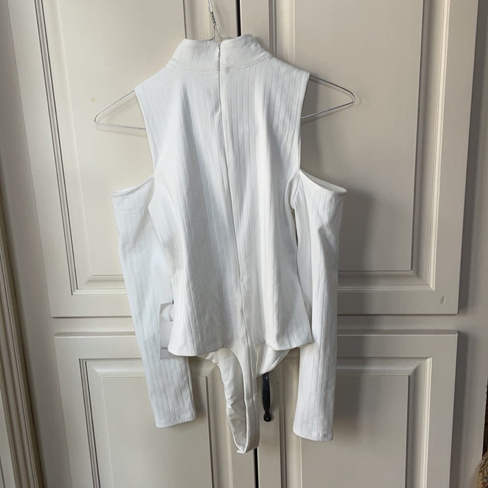 White bodysuit - Picture 7 of 9